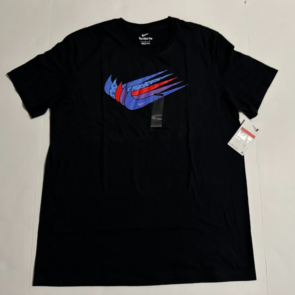 Men Nike T-shirt New With Tags